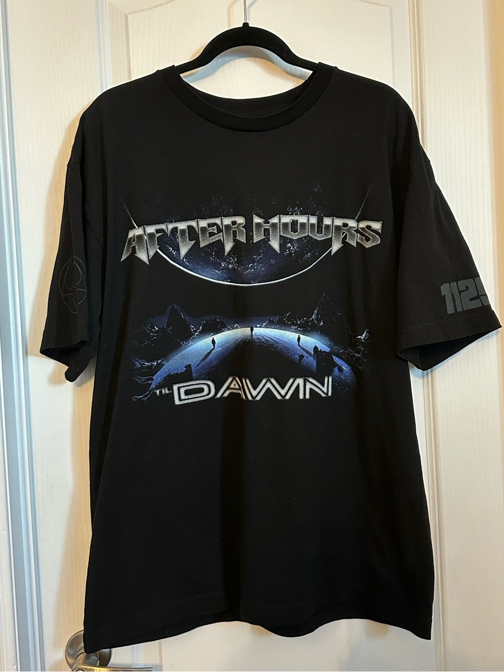 The Weeknd After Hours Til Dawn Shirt Mens large Black 2025 Stadium Tour XO Tee